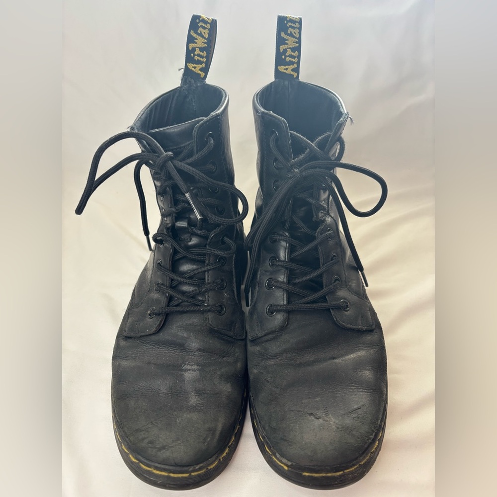 Dr Marten Air Wair Black Lace Up Combat Boots Size 9M 10W Soft Toe DISTRESSED
